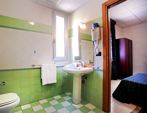 Appartamenti Leonardo Brescia Bagian luar foto