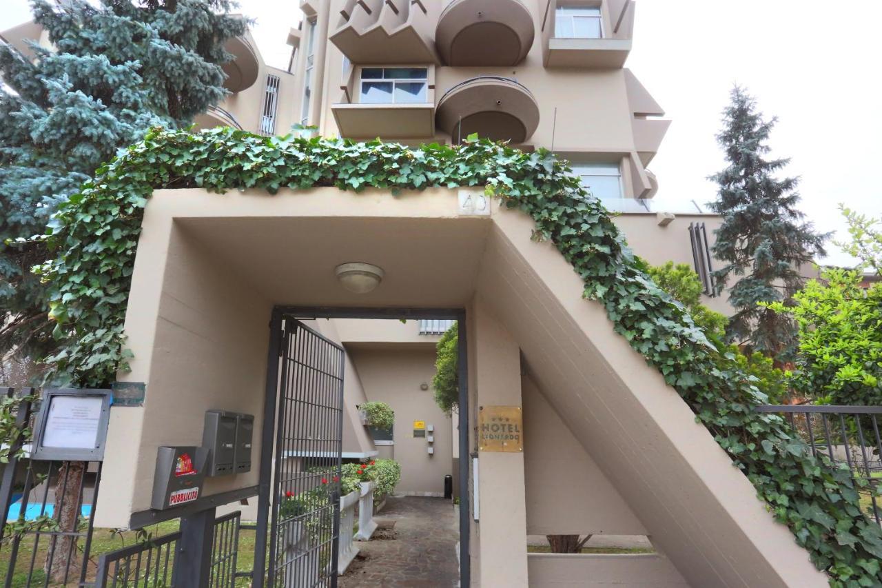 Appartamenti Leonardo Brescia Bagian luar foto